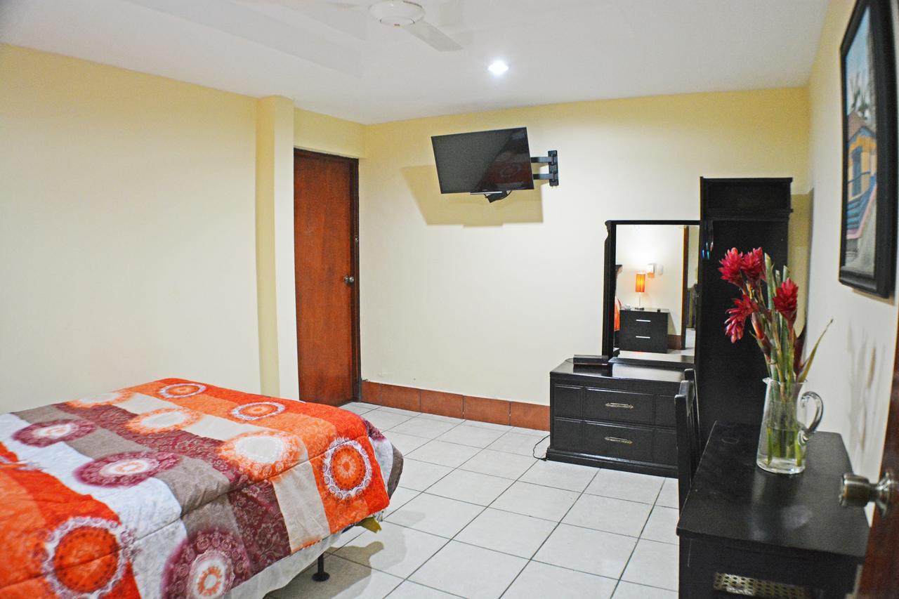 Hotel Plaza Cosiguina Chinandega Exterior foto